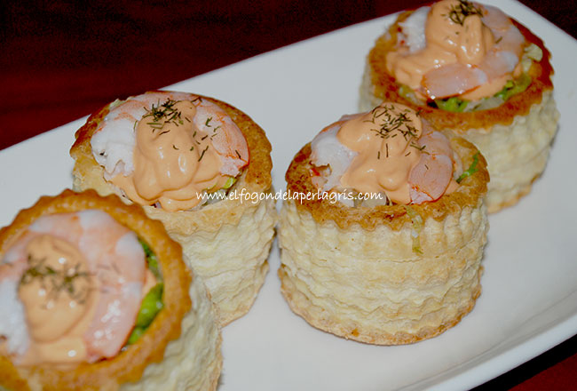 Canastillas rellenas de langostinos