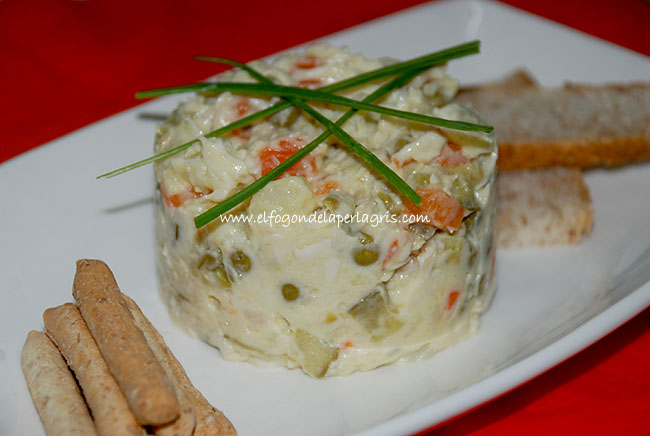 Salata boeuf - Ensaladilla de pollo