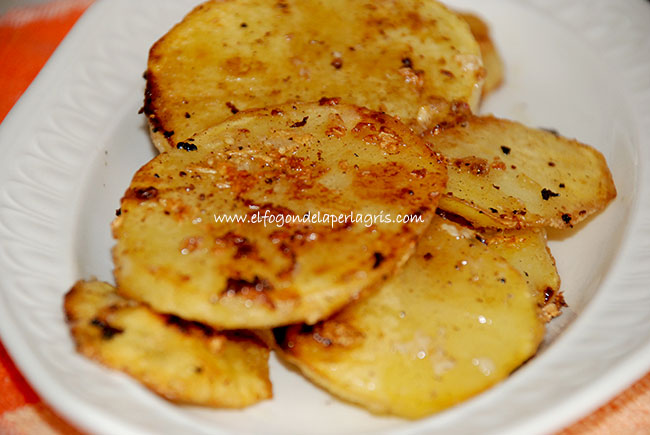 Patatas al ajo cabañil