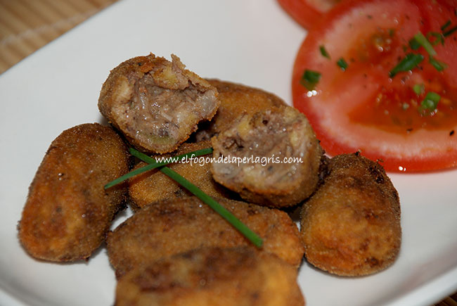 Croquetas de carne de berza