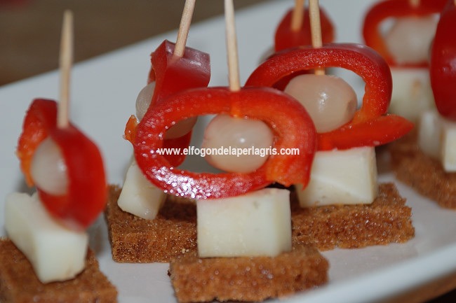 Pincho de queso y pimiento