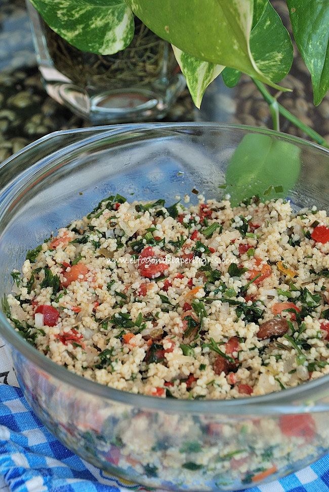 Tabulé o taboulé de verduras tradicional